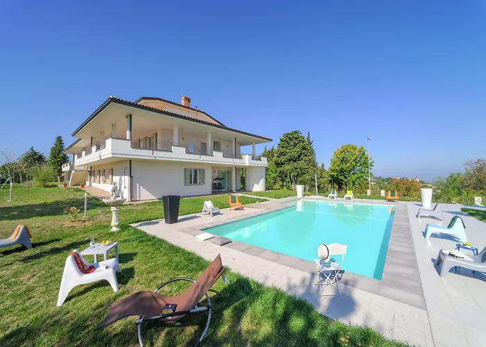 Sunny In Hills Tavullia